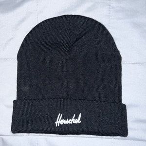 HERSCHEL Black Beanie